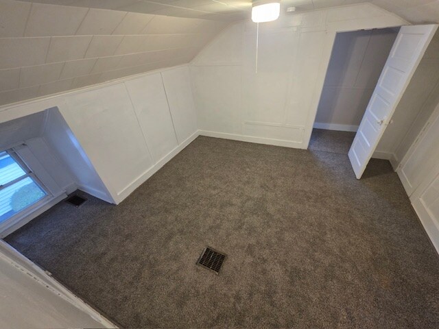 412 Oak Hill Ave in Endicott, NY - Foto de edificio