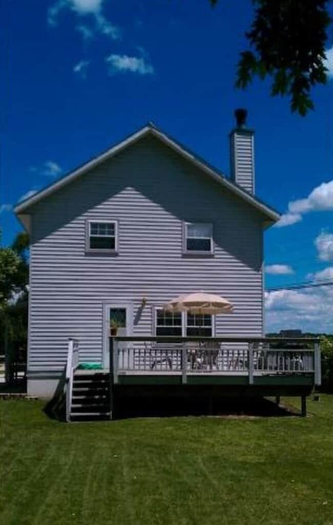 property at 407 N Cogswell Dr