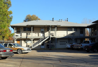 3701 S Indianapolis Ave in Tulsa, OK - Building Photo - Building Photo