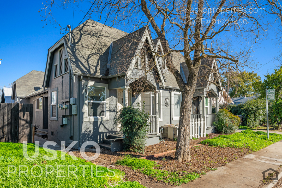 3839 Y St in Sacramento, CA - Building Photo