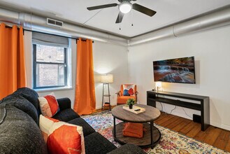 221 Vine St in Philadelphia, PA - Building Photo - Building Photo
