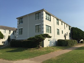 The Ritz Apartments in Bartlesville, OK - Building Photo - Building Photo