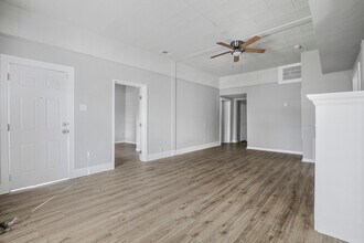 531 E Morton St in Denison, TX - Building Photo - Building Photo