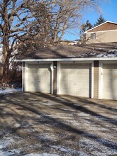 14115 Pennock Ave, Unit Nottingham #303 in Apple Valley, MN - Building Photo - Building Photo