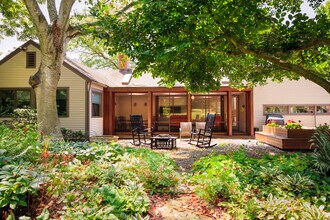 199 Goose Ln in Guilford, CT - Building Photo - Building Photo