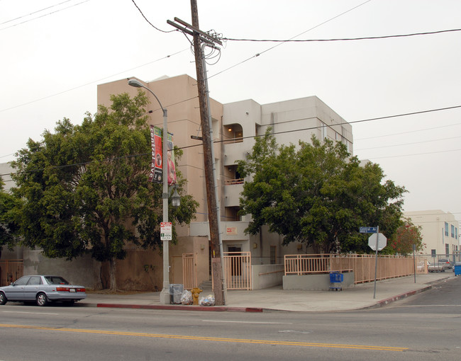 Central Ave Villa in Los Angeles, CA - Building Photo - Building Photo