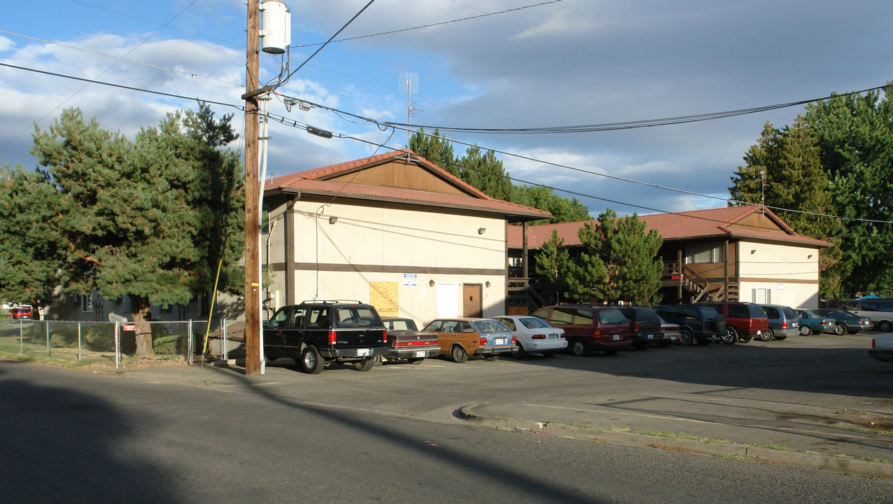 720 N 5th Ave Apartments in Yakima, WA - Building Photo