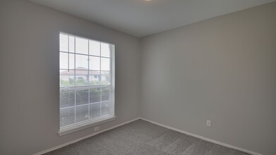 3406 Beagle Ct in Killeen, TX - Building Photo - Building Photo