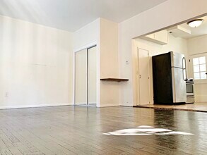 620 N Sweetzer Ave in West Hollywood, CA - Building Photo - Building Photo