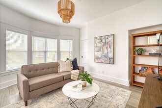 315-317-317 NE Beech St in Portland, OR - Building Photo - Building Photo