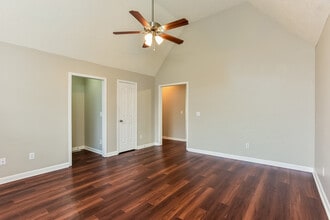 503 Dunhill Ct in La Vergne, TN - Building Photo - Building Photo