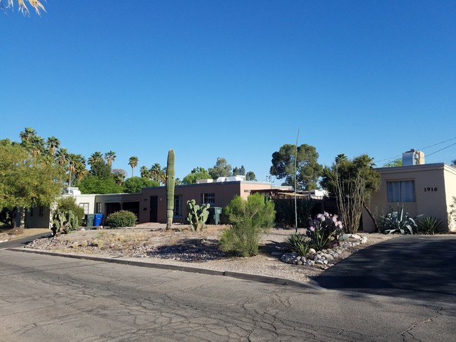 1916-1918 E Edison St in Tucson, AZ - Building Photo - Building Photo