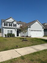 203 Hayworth Rd in Summerville, SC - Building Photo