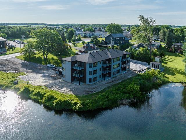 1129 Léger St in Salaberry-de-valleyfield, QC - Building Photo - Building Photo