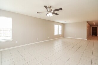 20818 Mayford Brook Ct in Porter, TX - Building Photo - Building Photo