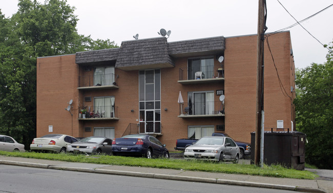 Harrison apartments in Cincinnati, OH - Building Photo - Building Photo