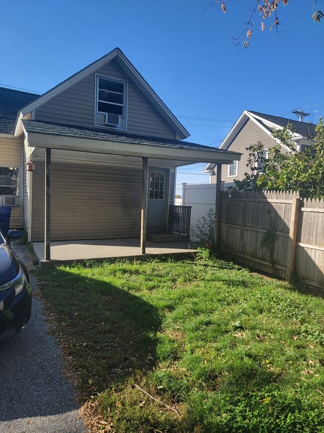 property at 39 Hudson St