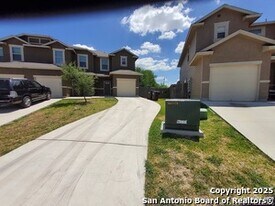 6003 Karly Way in San Antonio, TX - Building Photo