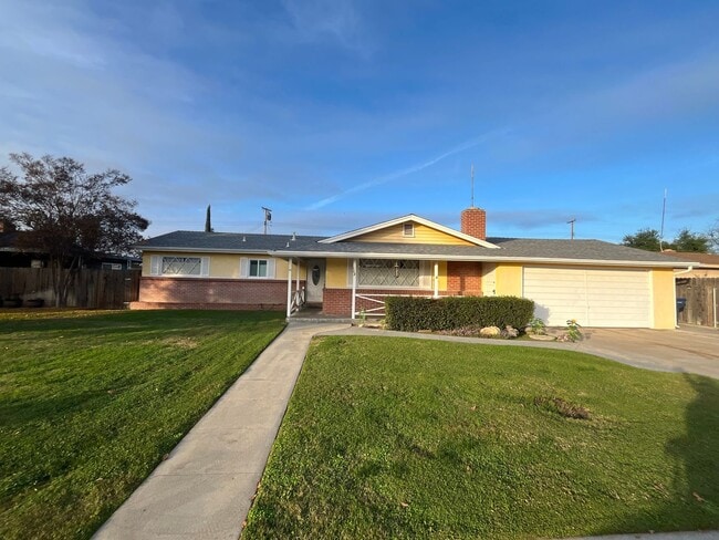 property at 164 E Gail Ave