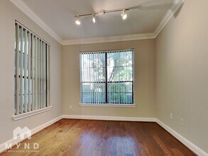 7701 Rialto Blvd in Austin, TX - Building Photo - Building Photo
