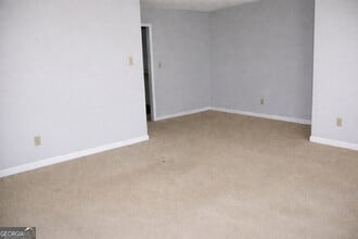 1905 Karen Cir in Milledgeville, GA - Building Photo - Building Photo