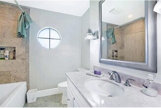 1200 Joyce St in Marrero, LA - Building Photo - Building Photo