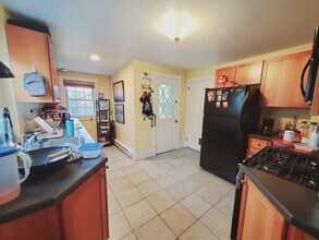 61 Palmer St in Stamford, CT - Building Photo - Building Photo