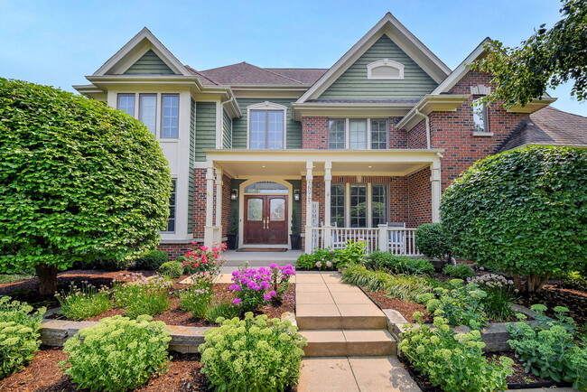 3N943 Walt Whitman Rd in St. Charles, IL - Building Photo - Building Photo
