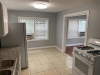 119 E 27th St photo'