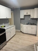 305 Grand Ave in Johnson City, NY - Building Photo