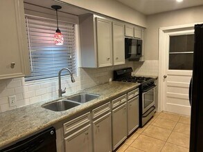 2714 Tannehill Dr in Houston, TX - Building Photo - Building Photo