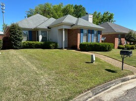 2009 Station Ct in Montgomery, AL - Building Photo