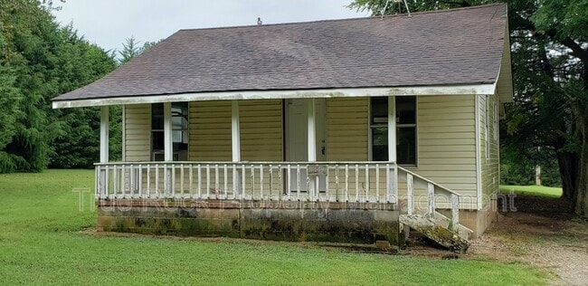 property at 18549 CR 1500