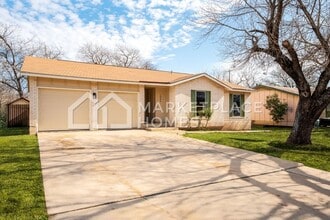 1804 Easton Dr in Round Rock, TX - Building Photo - Building Photo