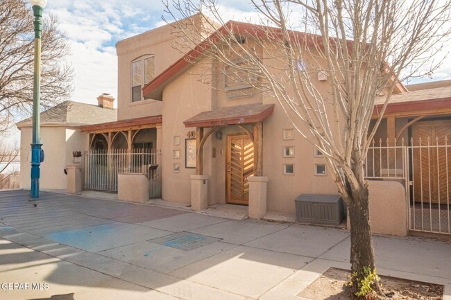 property at 404 W Overland Ave