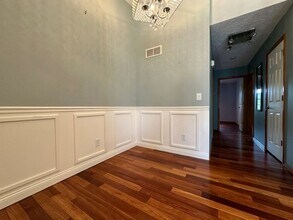 405 Park Creek Ct in Normal, IL - Building Photo - Building Photo