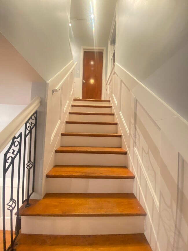 934 Bellwood Ave Rentals in Bellwood, IL