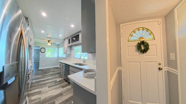 property at 1412 Hacienda St