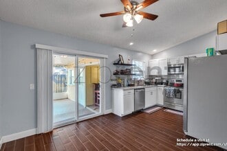 208 Pap Finn Ct in Orlando, FL - Building Photo - Building Photo