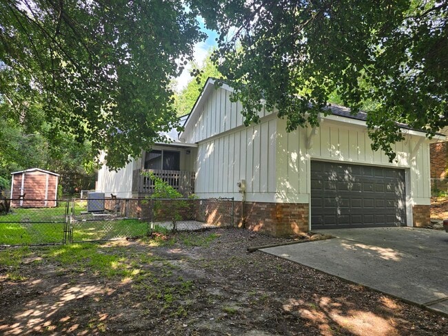 469 Lawrence Dr in Evans, GA - Building Photo - Building Photo