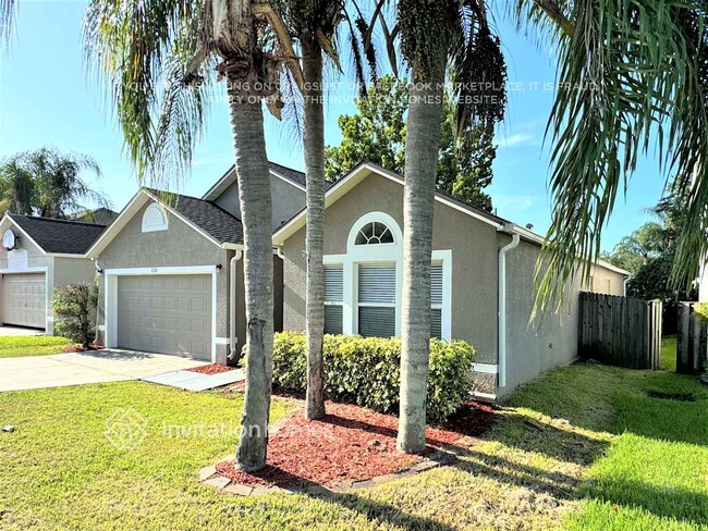 125 Carmel Bay Dr in Sanford, FL - Building Photo - Building Photo