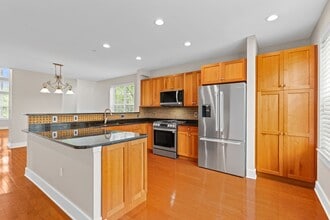 2 Powder Mill Square in Andover, MA - Building Photo - Building Photo