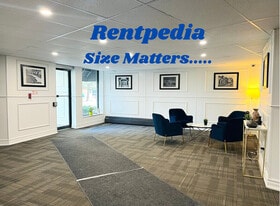 2100 Camilla Rd in Mississauga, ON - Building Photo