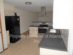 1827 Galilee Ct in Tucker, GA - Building Photo - Building Photo