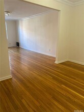 50 S Middle Neck Rd-Unit -1G in Great Neck, NY - Building Photo - Building Photo