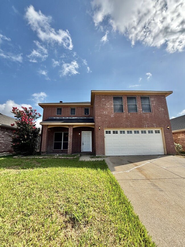319 Tioga Dr