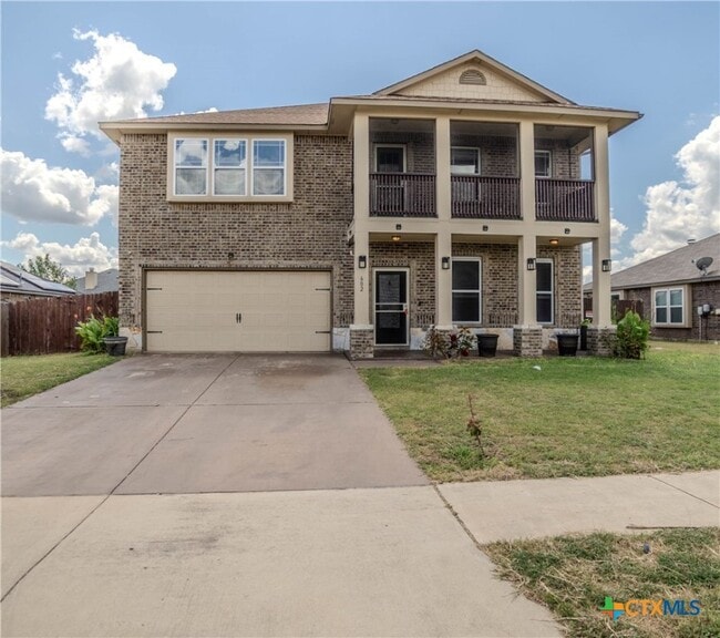 property at 602 W Vega Ln