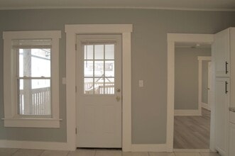 105 Clarendon St in Fitchburg, MA - Building Photo - Building Photo