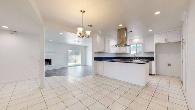 10325 Liberty St in Rancho Cucamonga, CA - Building Photo - Building Photo