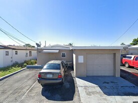 1707 Thomas St in Hollywood, FL - Building Photo